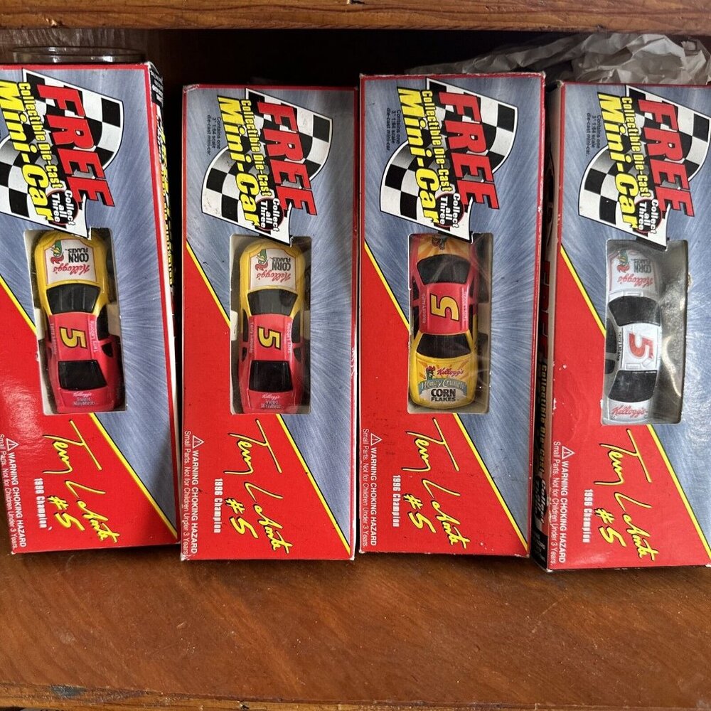 4‎ TERRY LABONTE #5  Die Cast Mini-Car 1996 Kellogg's Corn Flakes Racing 3" Set